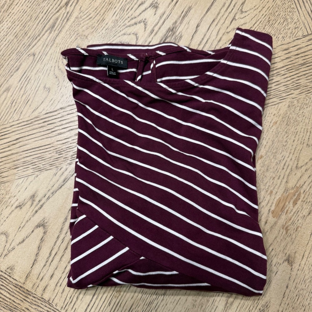Talbots Women's Size Large Burgundy White Striped 3/4 Sleeve Top Crossover‎ Wrap